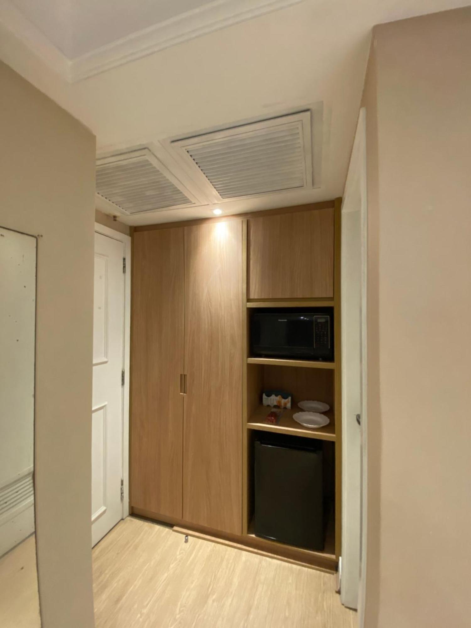 Mediterraneo Flat Hotel